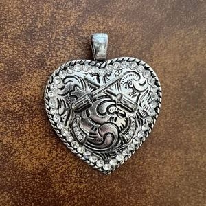 Silver heart gun rhinestone pendant